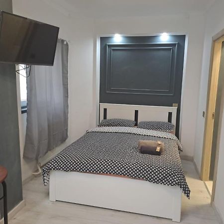 Deluxe Studio Oldtown Appartement Boekarest Buitenkant foto
