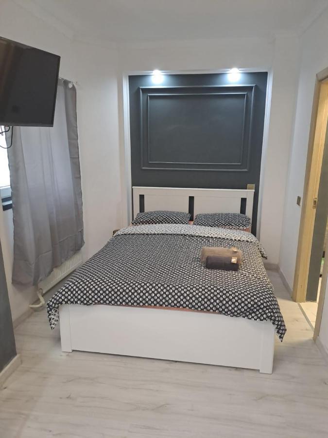 Deluxe Studio Oldtown Appartement Boekarest Buitenkant foto