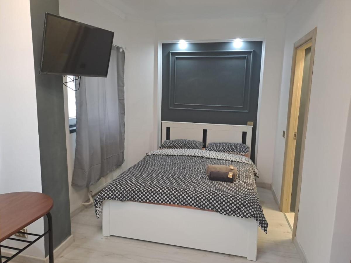 Deluxe Studio Oldtown Appartement Boekarest Buitenkant foto